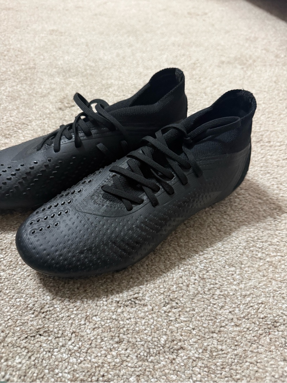adidas Men's Black Low-Profile Soccer Cleats